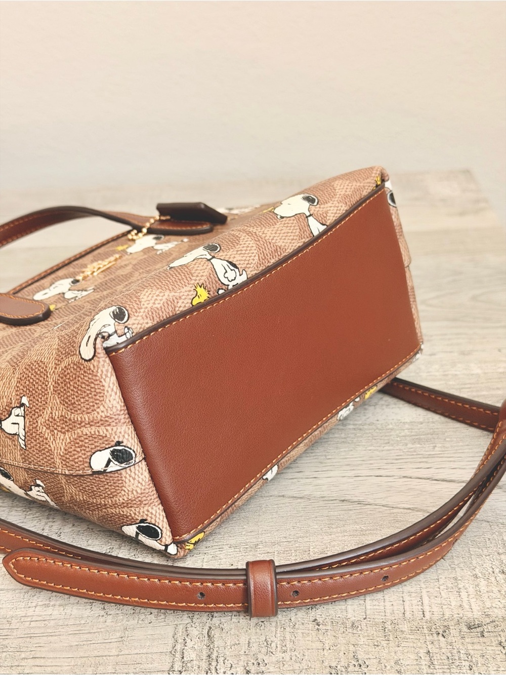 Coach x Peanuts Snoopy Brown Tote Bag with Strap - Picture 8 of 8
